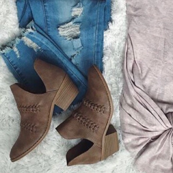 Shoes - Booties, size 10